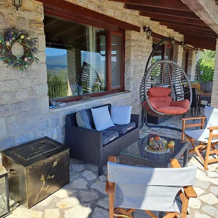 Petra Thea Villa Karitaina Exterior photo