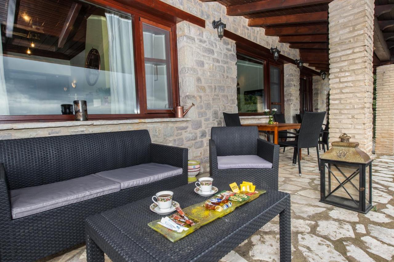 Villa Petra Thea *